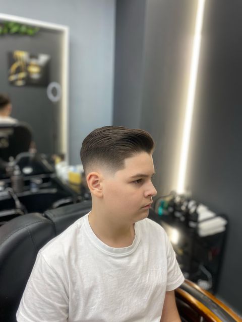 Detaliu din atelierul Brici Barbershop